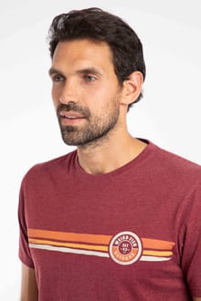 Wave Stripe Graphic T-Shirt Garnet